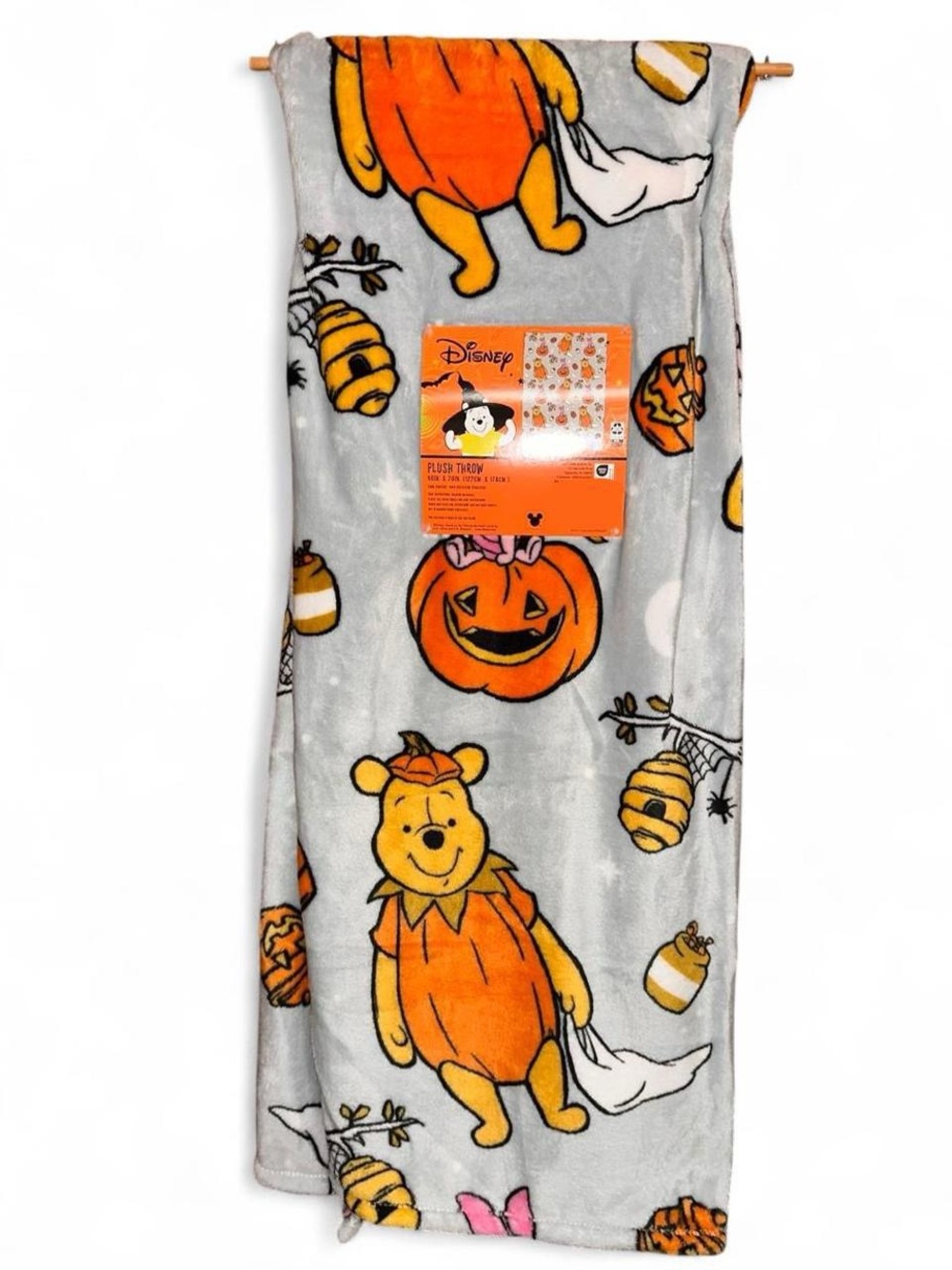 Disney Winnie the Pooh Halloween Plush Throw Blanket - Gray & Orange